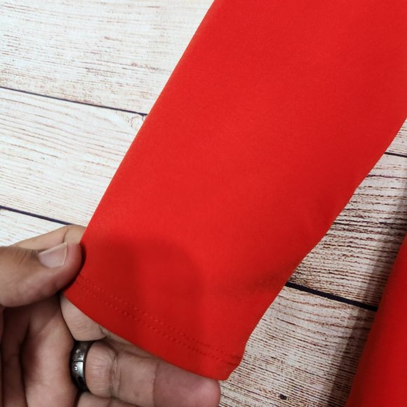 New With Tags Thalia Sodi Women's Size XS Eternal Red Keyhole Blouse 3/4 Sleeves - Picture 5 of 14